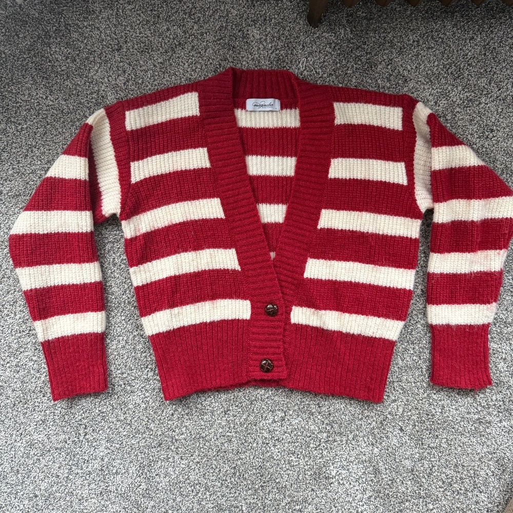 Magnolia Botique Sweater - Small